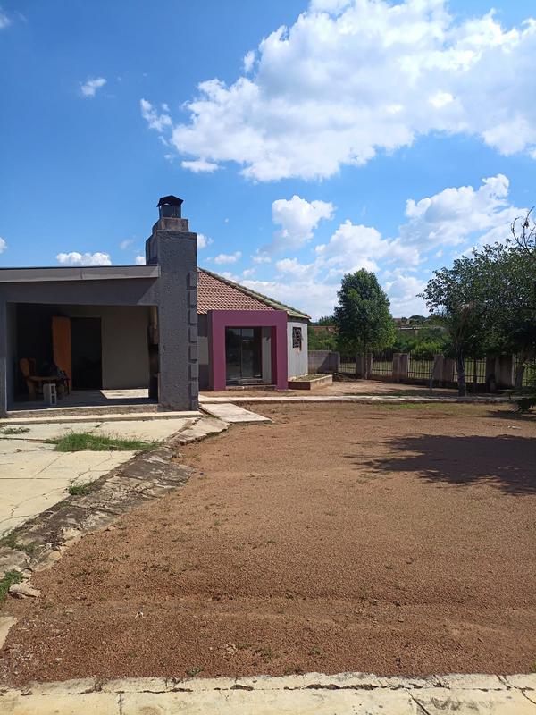 10 Bedroom Property for Sale in Madidi North West